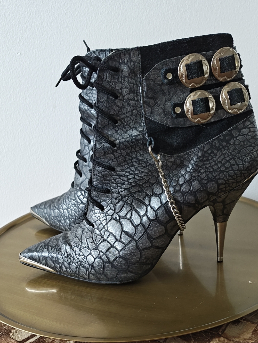 True Vintage 1980/90s Gray Croc Leather Silver Concho Steel Stiletto Boots 8